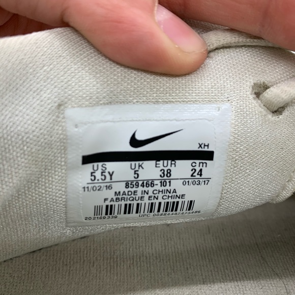 Nike kyrie 3 - Picture 6 of 6